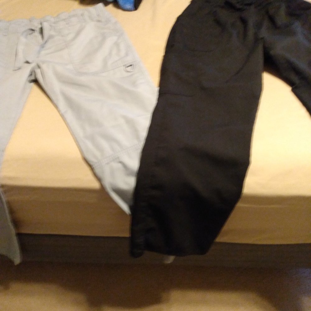 Scrub bottoms